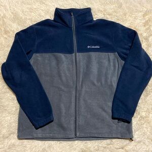 5. Columbia zip up fleece
